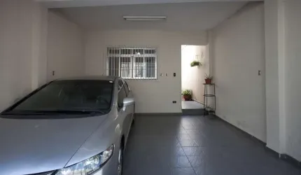 Casa tipo para venda com 2 quartos, sendo 1 suíte, 110m²
