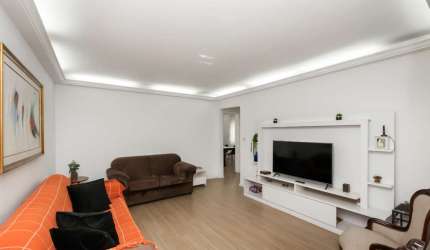 Casa tipo para venda com 5 quartos, 270m²
