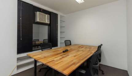 Conjunto comercial para venda, 42m²
