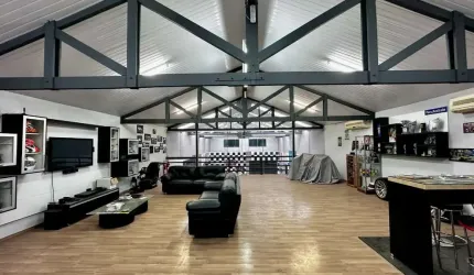 Galpão comercial para venda, 630m²