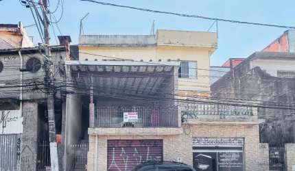 Casa tipo para venda com 2 quartos, sendo 1 suíte, 110m²