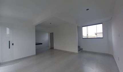 Casa geminada de 3 quartos e suíte no Jardim Vitória à venda