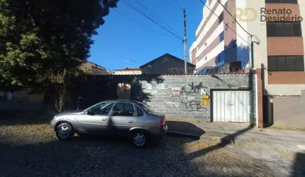 Loteb de 375m² bairro Sagrada Familia. coeficiente, 1.5