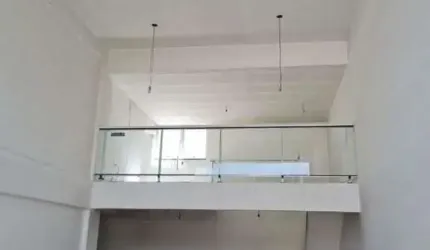 Prédio 2 pavimentos 4 lojas