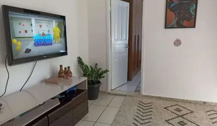 Casa com Kitinet Saudade