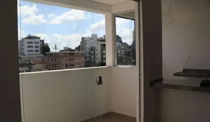 Apartamento com 2 quartos, 2 vagas no Sagrada Família