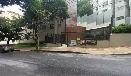 Excelente Apto com àrea Privativa no bairro Serra