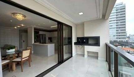 Apartamento com 3 Suítes