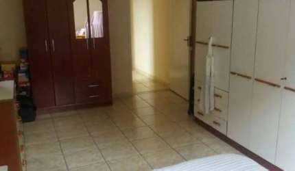 Sobrado para Venda em São José dos Campos, Jardim Satélite, 5 dormitórios, 1 suíte, 3 banheiros, 3 vagas
