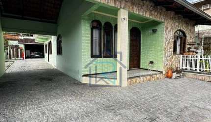 Sobrado no  Petrópolis