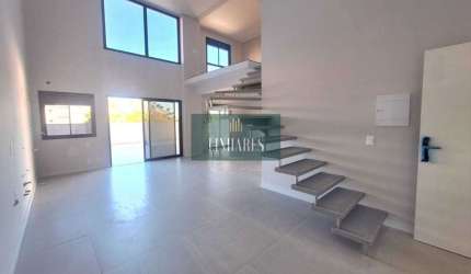 Apartamento Duplex em Coqueiros, Florianópolis/SC