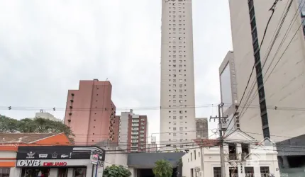 Apartamento à venda no Centro – Rua Emiliano Perneta – Edif. Le Parc Residence