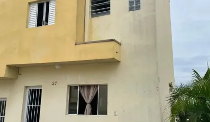 Vende Excelente Casa em Condomínio em Santana de Parnaíba