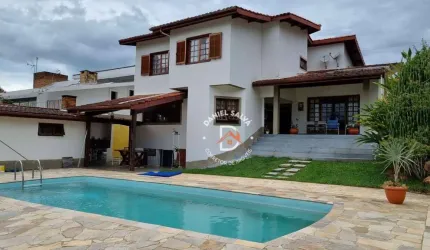 Casa com 3 dormitórios à venda, 290 m² por R$ 1.700.000,00 - Cidade Satélite - Atibaia/SP