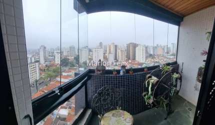 Apartamento com 3 quartos, 1 suíte, living com varanda, 2 vagas e 119 metros quadrados a 200 metros do Metrô Praça da Árvore