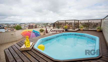 Cobertura no Jardim Planalto, de 3 dormitórios e 2 vagas com 260m²