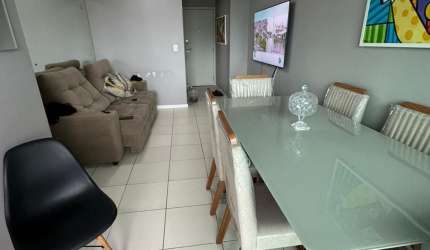 Apartamento com 2 quartos e 2 vagas