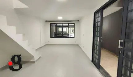 Sobrado à venda na Água Branca