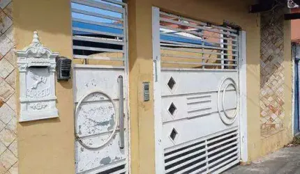 Casa à venda -