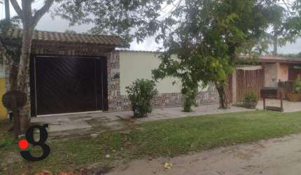 Casa à Venda em Boracéia, Bertioga – 400m da Praia