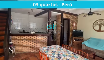 Casa de 03 quartos à venda em condomínio no Peró em cabo Frio - RJ