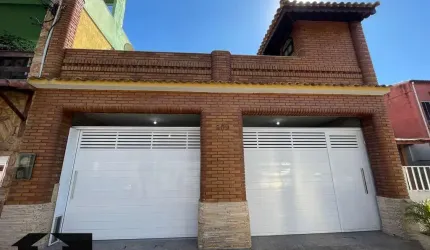 Casa Ampla à venda no Condomínio Dª Irene em Cosmorama, Mesquita