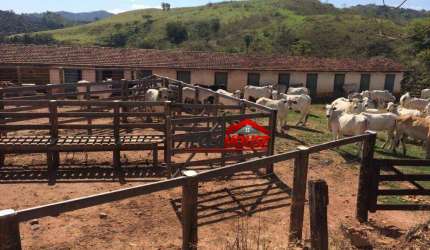 Fazenda com 8 dormitórios à venda, 6776000 m² por R$ 18.000.000,00 - Zona Rural - Tapira/MG