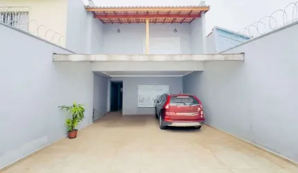 Linda Casa Sobrado com 2 Dormitorios e Piscina Aquecida no Parque Continental