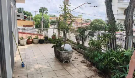 Sobrado de Luxo com 5 Suites no Jardim das Flores, Osasco