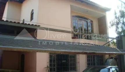 Otimo Sobrado a venda na  Vila Sao Francisco em rua fechada, com 5 dormitorios, sala dois ambientes , tres vagas de garagem, localizacao privilegiada.