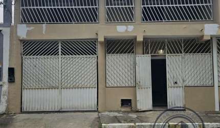 Casa para Locação em Lauro de Freitas, Centro, 2 dormitórios, 2 suítes, 1 banheiro, 1 vaga
