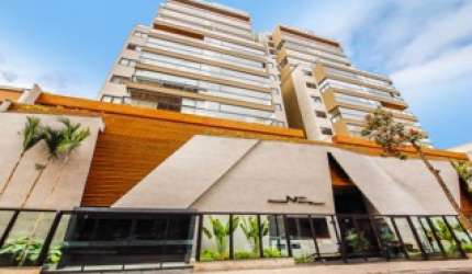 Apartamento 4 suítes 228 m2 rua Gil Horta centro