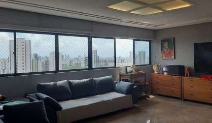 Apartamento à venda com 200m², 4 dormitórios, com 4 suítes, 3 vagas cobertas, Edf. Alameda 17, Casa