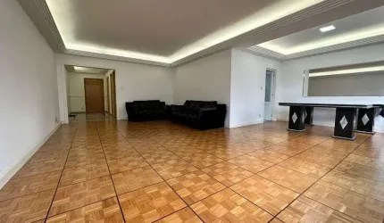 Apartamento à Venda em Santa Cecília, São Paulo - SP
