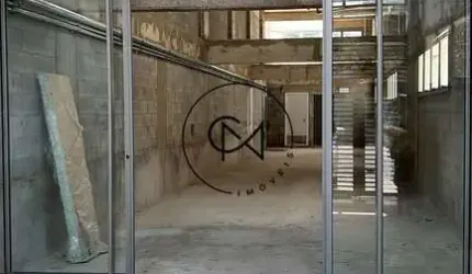 Loja térrea nova de 390m2 na Cerro Corá