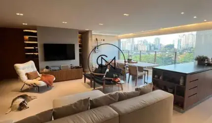 Apartamento no Campo Belo - 145 m² - 3 suítes