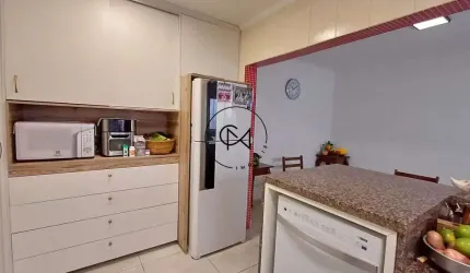 Sobrado de 229m2 em localização privilegiada em Osasco !