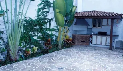 Casa de rua fechada para venda - 225 metros quadrados com 3 suítes em Panamby