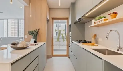 APARTAMENTO TODO REFORMADO NA VILA NOVA CONCEIÇÃO EM SP.