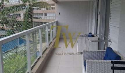 LINDO APARTAMENTO COM VARANDA GOURMET