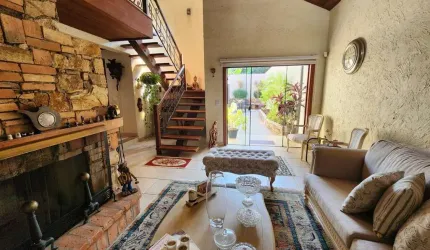 Casa para Locação em Campinas, Parque Jatibaia (Sousas), 3 dormitórios, 3 suítes, 4 banheiros, 4 vagas