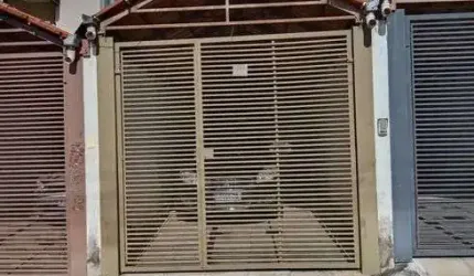 Casa Bairro Residencial Porto Seguro, 2 quartos, Sacada e duas vagas. Região de Ipatinga
