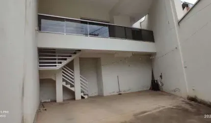 Casa Bairro Cidade Nova. Cód. K180. 3 qts/2suíte, 168,55 m², duas sacadas. Região de Ipatinga