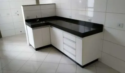 Apartamento em Ipatinga, Bairro Veneza. Cód. A132 , elevador. Poço artesiano. Perto do centro.