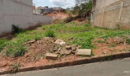 Lote Região de Ipatinga, Bairro Cidade Nova,Cód. L093, plano e murado laterais. Perto da avenida.