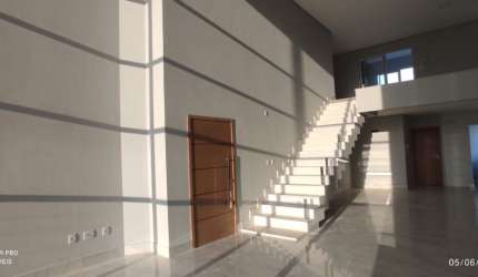 Cobertura Bairro Iguaçu. CÓD. C051. 2 Suítes, Elevador, 2 vagas, Área gourmet. Perto da avenida