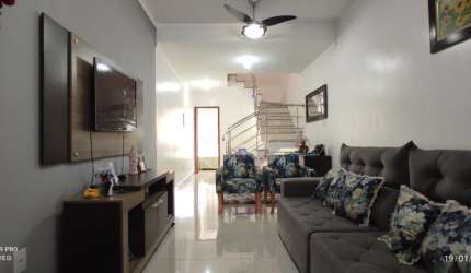 Casa Bairro Cidade Nova, Cód. K219 Tríplex, 3 qts/Suíte, 126 m², Sac. Quintal. Perto da Avenida.  Região de Ipatinga