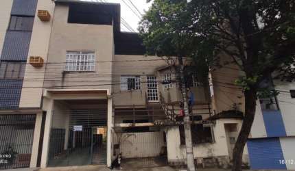 Casa Bairro Iguaçu. Área nobre. Cód. K234. 7 quartos sendo 02 moradias, quintal, terraço Região de Ipatinga.