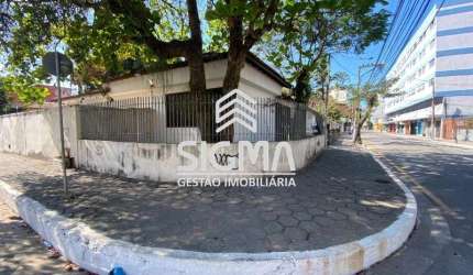Casa com 3 quartos à venda na Rua Vereador Abreu Lima, 182, Centro, Macaé por R$ 1.000.000