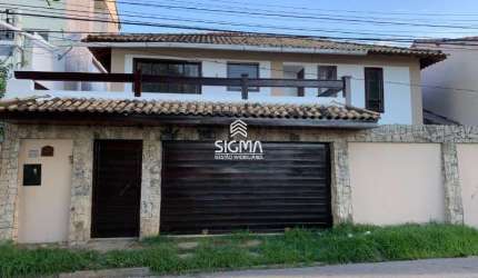 Casa com 3 quartos à venda na Rua Maria Francisca Borges Rego Reid, 689, Glória, Macaé, 390 m2 por R$ 1.100.000